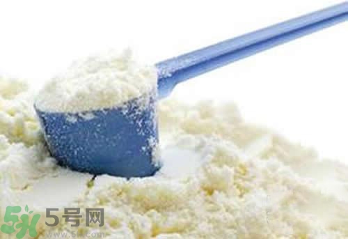 奶粉結(jié)塊是怎么回事？奶粉結(jié)塊可以吃嗎？