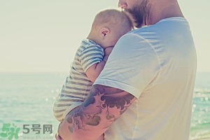 洗紋身要多久才能洗掉？洗紋身后多久能沾水？