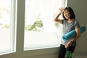 沒空調(diào)怎么讓屋里涼快？屋里沒空調(diào)怎么降溫？