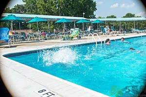 沒空調怎么讓屋里涼快？屋里沒空調怎么降溫？