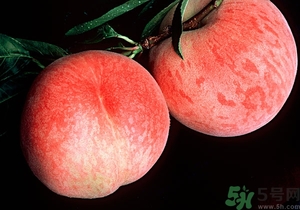 催熟的桃子怎么分辨？催熟的桃子是什么樣的