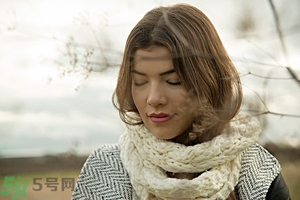 臉上長(zhǎng)痣是什么原因？臉上為什么會(huì)長(zhǎng)痣？