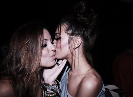 女生接吻的時(shí)候有生理反映嗎?女生接吻時(shí)會(huì)有啥反應(yīng) 女生接吻的時(shí)候有生理反映嗎?女生接吻時(shí)會(huì)有啥反應(yīng)