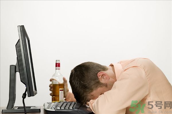 貧血能吃芹菜嗎？貧血吃芹菜好不好？