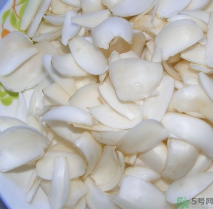 鮮百合怎么去苦味？鮮百合的做法