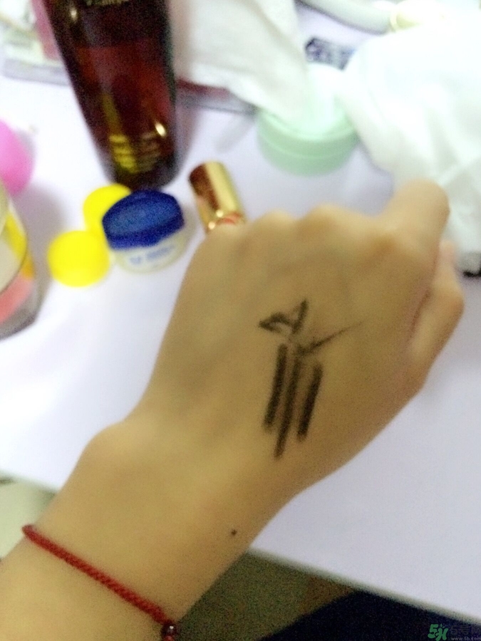 植村秀卸妝油怎么用?植村秀卸妝油使用方法 植村秀卸妝油怎么用?植村秀卸妝油使用方法