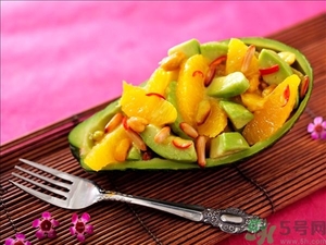 發(fā)燒能吃水蜜桃嗎？發(fā)燒吃水蜜桃好嗎？