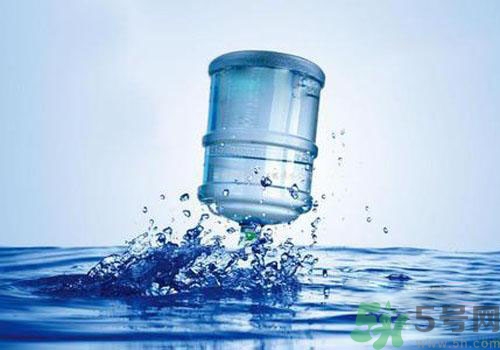 礦泉水和純凈水的區(qū)別是什么？礦泉水和純凈水哪個(gè)好？