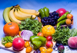 發(fā)燒能吃水蜜桃嗎？發(fā)燒吃水蜜桃好嗎？