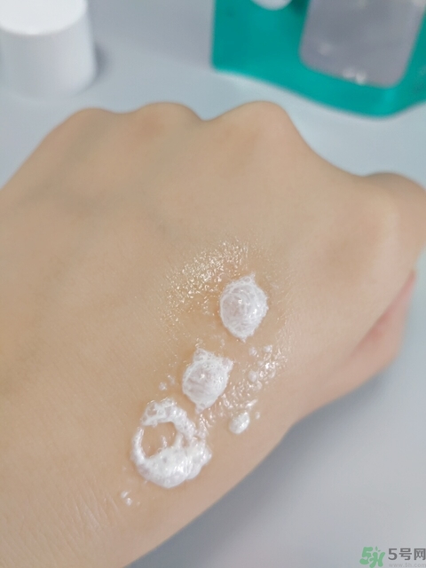 高絲fasio舒涼防曬噴霧怎么樣？fasio舒涼防曬噴霧好用嗎？