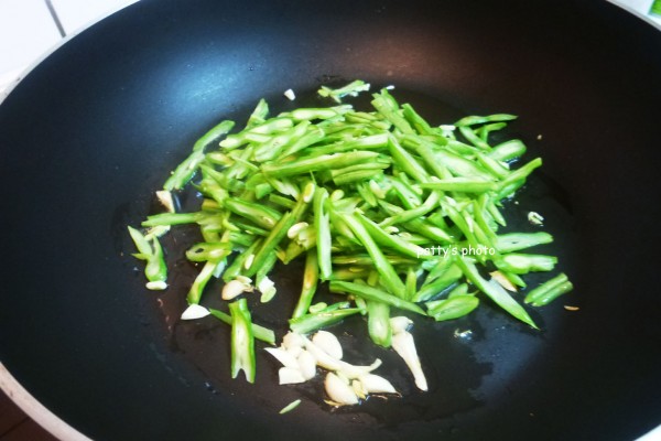 豆角隔夜還能吃嗎？隔夜的豆角能吃嗎？