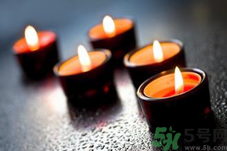 滴蠟對身體有傷害嗎？滴蠟是什么感覺？