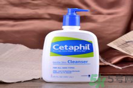 cetaphil絲塔芙溫和無泡潔面乳適合什么膚質(zhì)？cetaphi潔面乳敏感膚質(zhì)可以用嗎？