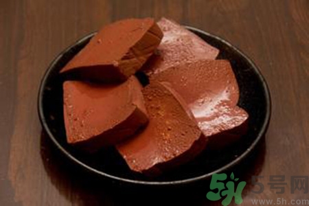 寶寶可以吃豬血嗎？寶寶多大可以吃豬血？