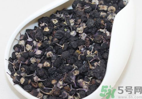 吃黑枸杞會(huì)上火嗎？吃黑枸杞會(huì)不會(huì)上火？