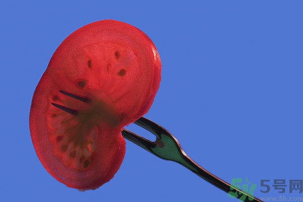 番茄和檸檬一起吃好嗎？番茄和檸檬榨汁好喝嗎？