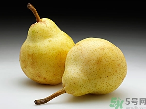 梨子是涼性水果嗎？上火吃梨子有用嗎？