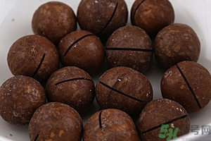 夏威夷果吃多了會(huì)怎么樣？夏威夷果吃了會(huì)長(zhǎng)胖嗎？