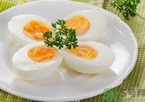 煮熟的雞蛋隔夜可以吃嗎？吃了隔夜的熟雞蛋有什么危害？