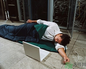 睡眠不規(guī)律如何調(diào)整？睡眠不規(guī)律會胖嗎？