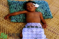 寶寶睡涼席好嗎嗎？寶寶睡涼席好不好？