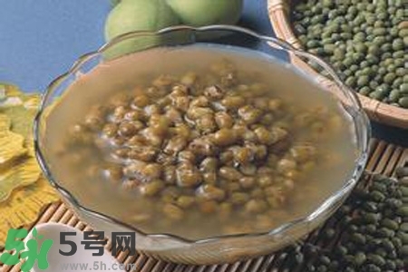 夏天喝綠豆湯好嗎？夏天喝綠豆湯好不好？