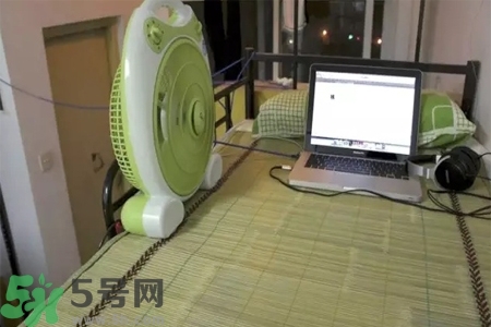 夏天睡涼席好嗎？夏天睡涼席好不好？