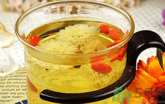 陳皮可以和菊花泡水嗎?陳皮能和菊花一起喝嗎? 陳皮可以和菊花泡水嗎?陳皮能和菊花一起喝嗎?