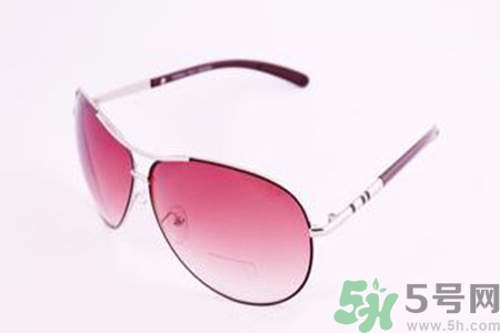 太陽鏡什么材質(zhì)好？太陽鏡什么材質(zhì)的鏡片好？