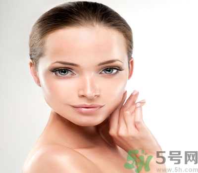 夏季流汗臉癢怎么回事？夏季臉癢怎么辦？