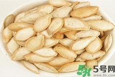 吃南瓜子的好處？吃南瓜子的壞處？