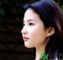 杏仁眼是什么樣的？杏仁眼怎么畫(huà)眼線(xiàn)？