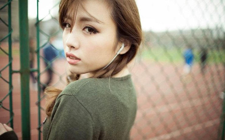 卸妝可以用紙巾嗎？卸妝能用濕巾嗎？