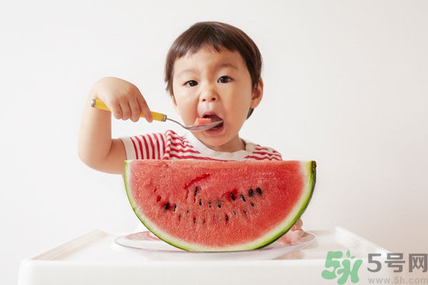 西瓜肉有幾種顏色？西瓜瓤有幾種顏色？