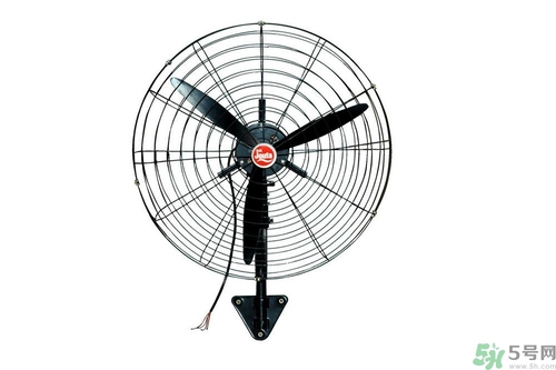 吹空調(diào)咳嗽怎么辦？吹空調(diào)好還是吹電扇好？