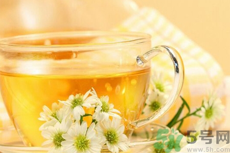 用菊花可以去黑眼圈嗎？用菊花有效去除黑眼圈的步驟？