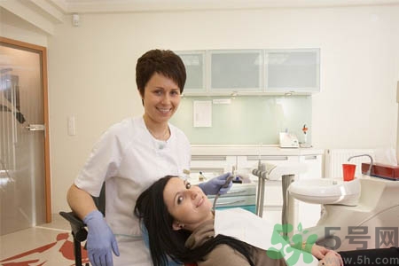 牙齒矯正的最佳年齡是什么時(shí)候？矯正牙齒有年齡限制嗎？