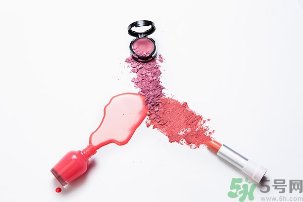 口紅保質(zhì)期一般多久？口紅保質(zhì)期過了能用嗎？