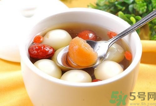 紅棗和桂圓能一起吃嗎?紅棗和桂圓泡水喝的功效 紅棗和桂圓能一起吃嗎?紅棗和桂圓泡水喝的功效