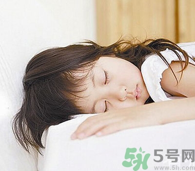 夏季睡覺空調(diào)開多少度？夏季睡覺空調(diào)開多少度？