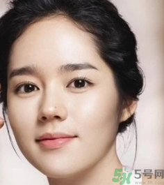 臥蠶是天生的嗎？臥蠶是笑起來才有嗎？