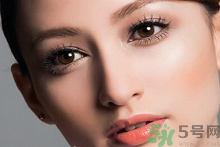 臥蠶怎么畫？臥蠶眼妝畫法步驟？