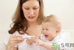 夏天寶寶發(fā)燒可以吹空調(diào)嗎？夏天寶寶發(fā)燒可以開空調(diào)嗎？