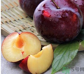 吃黑布林需要削皮嗎？黑布林皮可以吃嗎？