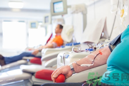 獻(xiàn)血的好處有什么？獻(xiàn)血的危害有哪些？