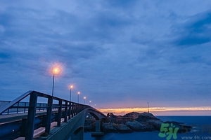 打雷的時(shí)候帶耳機(jī)聽歌好嗎?打雷的時(shí)候能戴耳機(jī)嗎 打雷的時(shí)候帶耳機(jī)聽歌好嗎?打雷的時(shí)候能戴耳機(jī)嗎