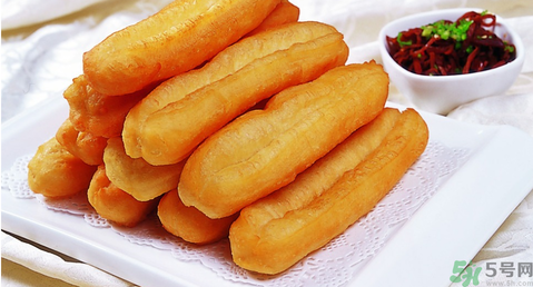 早上吃油條好嗎?早上吃油條會發(fā)胖嗎? 早上吃油條好嗎?早上吃油條會發(fā)胖嗎?