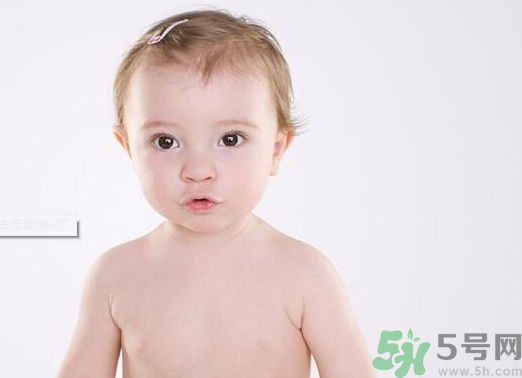 寶寶吃什么對頭發(fā)好？寶寶頭發(fā)發(fā)黃怎么辦？