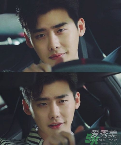 李鐘碩發(fā)型是什么？姜哲發(fā)型是什么？