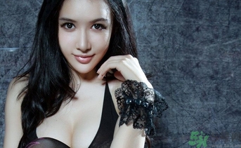 美瞳帶著磨眼睛咋辦？戴美瞳眼睛紅怎么辦？